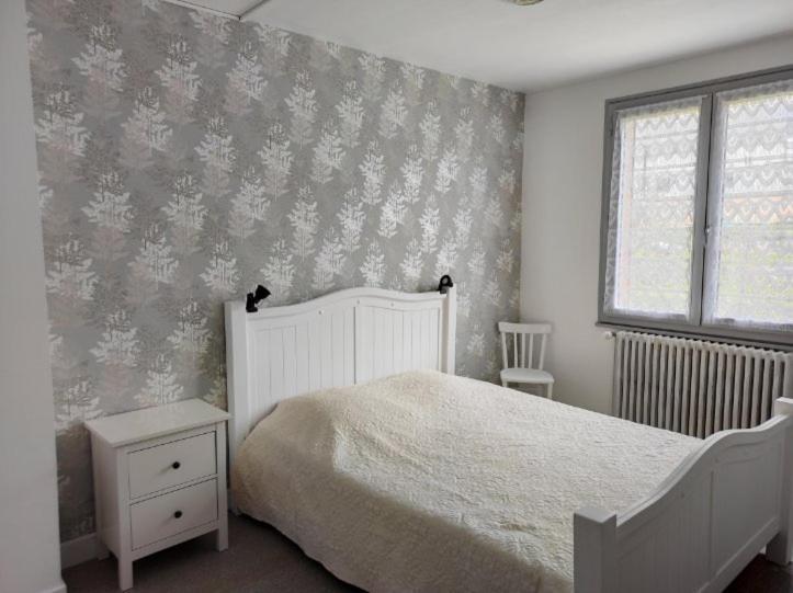 Tulipe, Appartement 5 Personnes, Entre Sancy Et Volcans D'Auvergne Orcival Extérieur photo